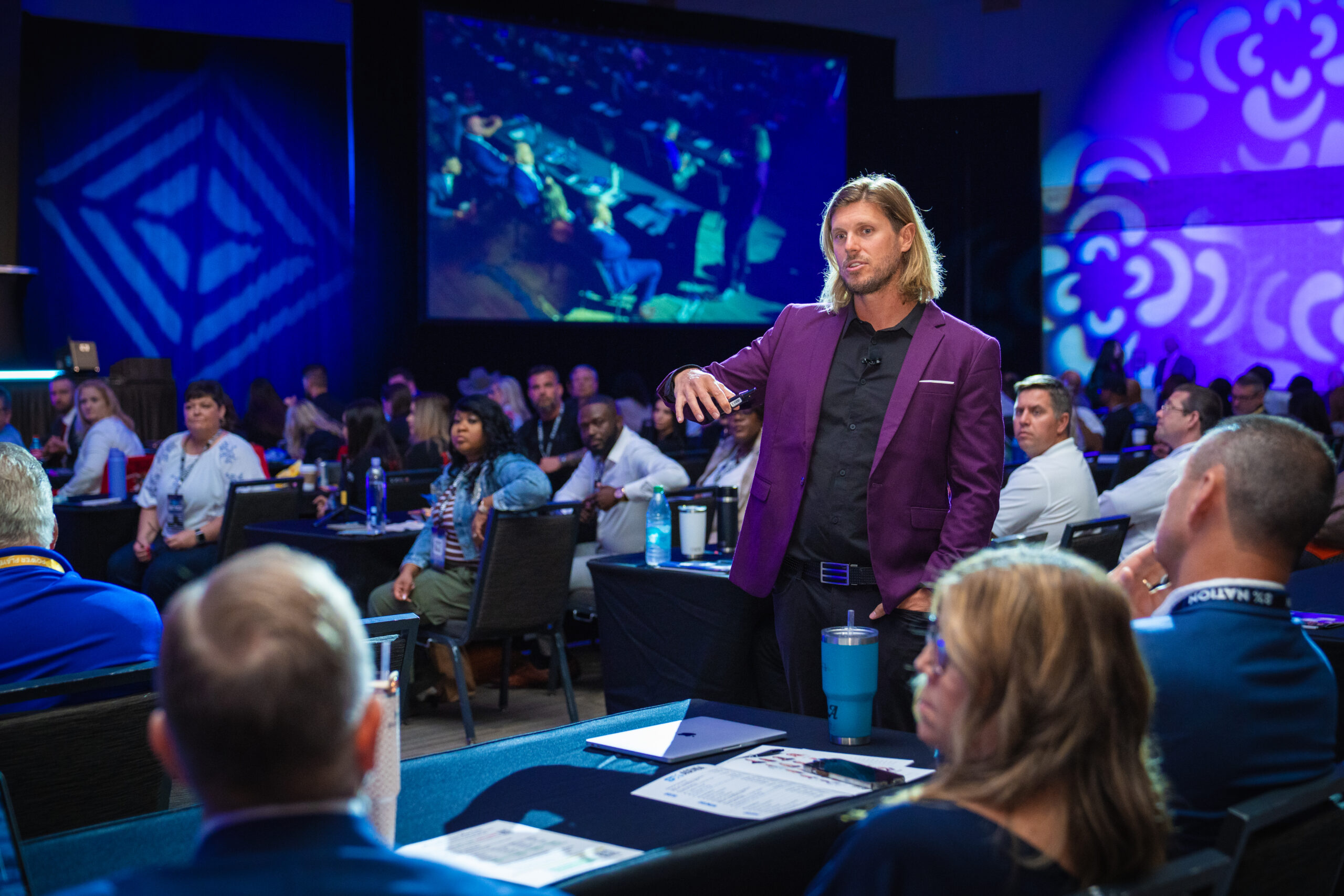 ILCE-7M4-FE 24-70mm F2.8 GM-01150